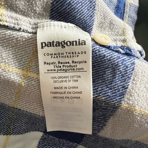 Patagonia organic plaid flannel button up size 10 women’s - Picture 2 of 7